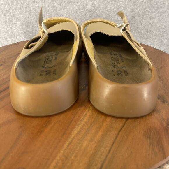🤎 Birkenstock Tatami Womens 37 / 6 Tan Leather Bow Clogs 🤎 - Picture 7 of 12